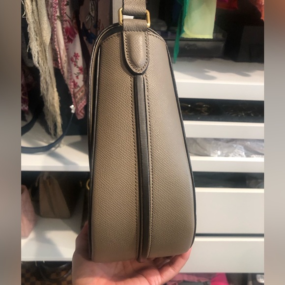 CELINE Grained Calfskin Medium size. Preloved. Great condition!!! - Picture 5 of 7